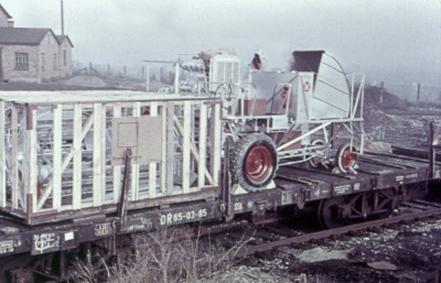 Verladung Mähdrescher E175 im Mähdrescherwerk Weimar