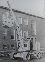 Lader T172 im Mähdrescherwerk Lader T172 im Mähdrescherwerk
