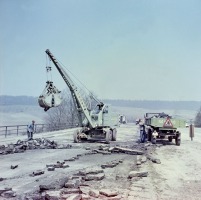Lader T172 im Einsatz Lader T172 im Einsatz