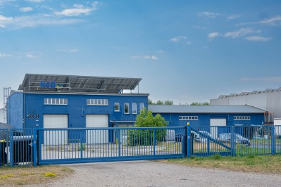 Die Betriebe des Gewerbegebietes haben zum Tag der offenen Tür eingeladen Die Betriebe des Gewerbegebietes haben zum Tag der offenen Tür eingeladen