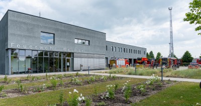 Die Betriebe des Gewerbegebietes haben zum Tag der offenen Tür eingeladen Die Betriebe des Gewerbegebietes haben zum Tag der offenen Tür eingeladen