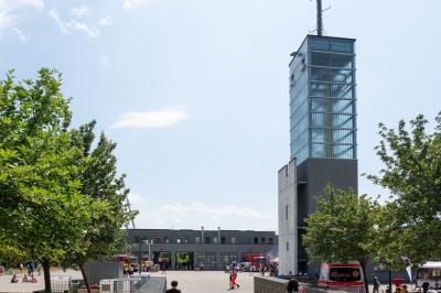 Die Betriebe des Gewerbegebietes haben zum Tag der offenen Tür eingeladen Die Betriebe des Gewerbegebietes haben zum Tag der offenen Tür eingeladen